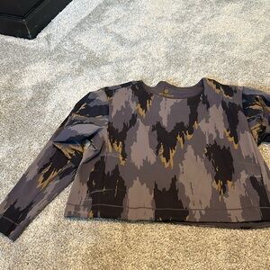Lululemon crop top Size L/XL